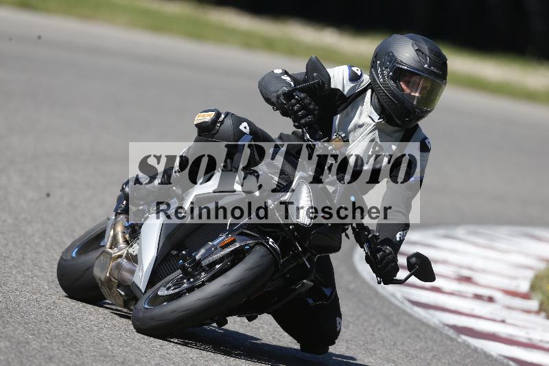 Archiv-2025/48 25.08.2025 Cornu Master School ADR/blau-bleu/100